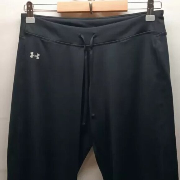Under Armour Capri Pants Women’s XS Semi Fit Cropped Wide Leg Yoga Gym Workout - Picture 2 of 10